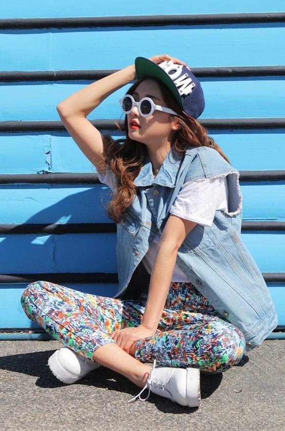 Những cách mix áo denim hợp xu hướng