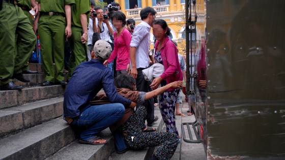 Tuyên án tử hình kẻ &quot;cầm đầu&quot; băng nhóm chặt tay cướp xe SH 14