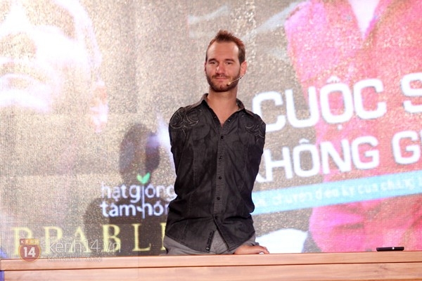 Nick Vujicic: &quot;Tôi cũng muốn người Việt Nam hãy tự giúp đỡ người Việt Nam&quot; 24