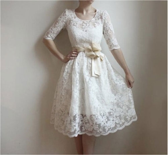 Mặc xinh với váy trắng tinh khôi