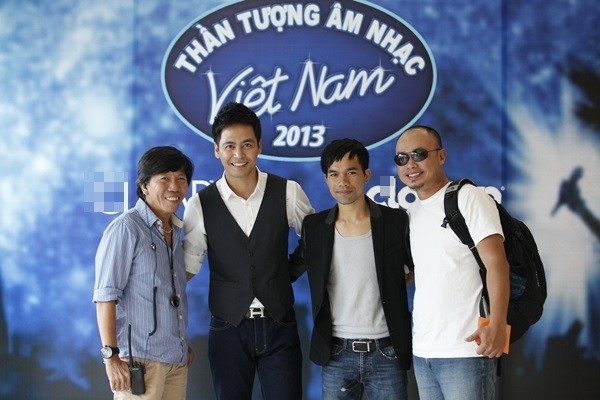 Quán quân Ya Suy giản dị về thăm lại &quot;Vietnam Idol&quot; 5