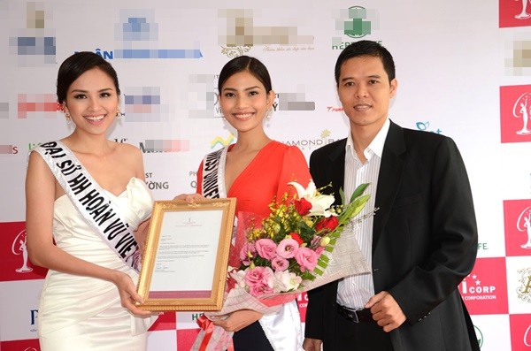 Mặc ồn ào học vấn, Trương Thị May vẫn được cấp phép dự &quot;Miss Universe 2013&quot; 1