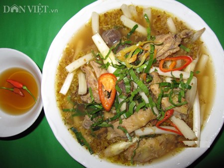 Thanh mát ngó sen nấu canh chua gà - 2